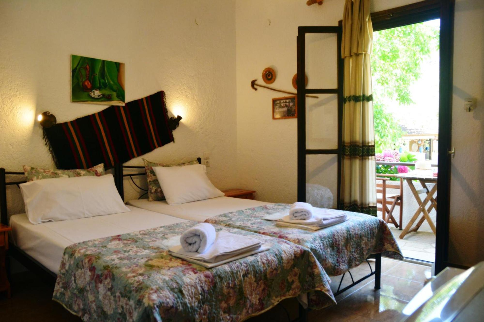 Spiros Rooms Panormos  Zewnętrze zdjęcie